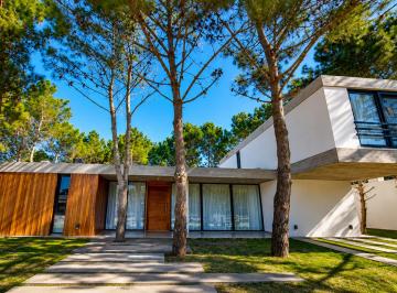 Casa 1000m² Alquiler Temporal La Herradura · Casa en Alquiler en La Herradura Pinamar