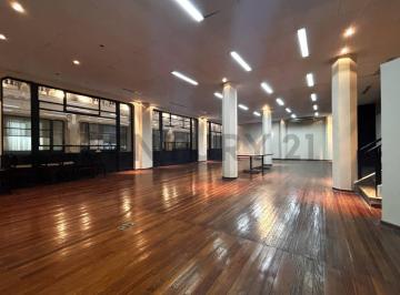 Oficina comercial · 170m² · Alquiler Oficina Abierta 170 m² – Galería Güemes – Excelente Estado y Vista Interior