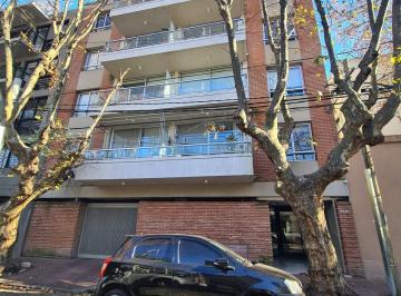 Departamento · 52m² · 2 Ambientes · 1 Cochera · Muy Lindo Departamento de 2 Ambientes Cochera Bien Ubicado en Alquiler
