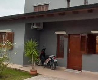 Casa · 168m² · 4 Ambientes · Casa en Venta - 3 Dorm. 1 Baño - Baradero