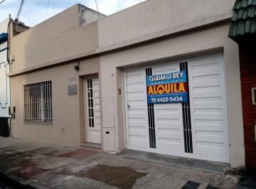 Casa de 2 ambientes, Quilmes · Casa de 2 Ambientes con Garaje en Quilmes Centro
