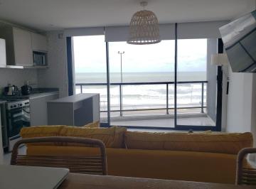 Departamento de 2 ambientes, Mar del Plata · Departamento Frente Al Mar con Cochera Todo El Año en Mar del Plata
