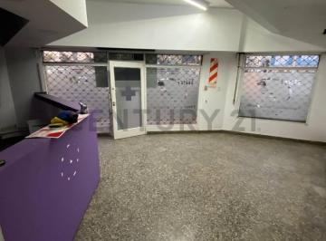 Local comercial · 100m² · 7 Ambientes · Local en Esquina de 100 m² Sobre Av Mosconi – Ramos Mejía