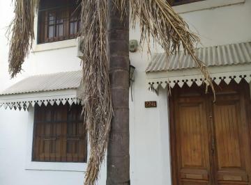 Casa · 170m² · 5 Ambientes · 1 Cochera · Venta Casa 2 Dorm C/ Pileta Gral. Pueyrredon