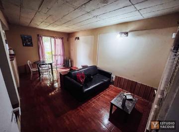 Departamento · 70m² · 3 Ambientes · Dúplex en Venta - 2 Dorm. 1 Baño - 200 m² - Tolosa, La Plata