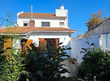 Casa · 375m² · 5 Ambientes · Venta / San Jose / Dos Propiedades en un Mismo Lote