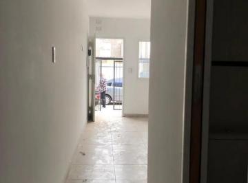 PH de 2 ambientes, Tres de Febrero · PH 2 Ambientes con Balcón