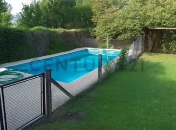 Casa · 156m² · 4 Ambientes · 1 Cochera · Venta Casa 4 Ambientes con Pileta - Apto Credito en San Miguel