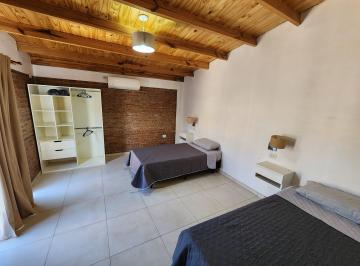 Casa de 4 ambientes, Rincón de los Sauces · Casa en Alquiler/venta