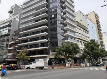 Local comercial · 200m² · Local en Av Luis Maria Campos Esq. Eslovenia