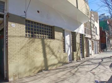 Bodega-Galpón , Villa Crespo · Local C/oficinas 70 m²