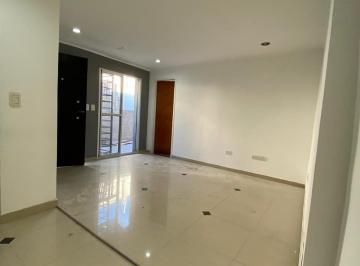 PH · 36m² · 2 Ambientes · PH en un 1° Piso Muy Luminoso y Sin Expensas "Apto Crédito".
