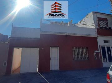 Casa de 3 ambientes, General San Martín · Excelente Casa en Lote Propio 220 m² Totales (228 m² Cub) – V. Lynch