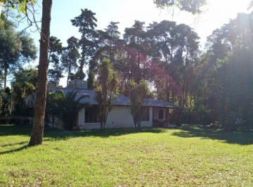 Casa · 200m² · 6 Ambientes · Venta Casa Quinta 6 Amb/2400 m² del Viso Pilar