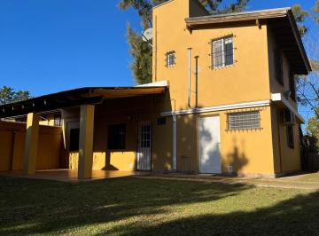 Quinta vacacional · 859m² · Hermosa Quinta en Bº Hosteria Lujan Apta Credito