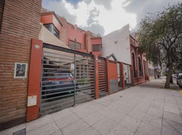 Casa · 108m² · 5 Ambientes · 1 Cochera · Venta Duplex 5 Ambientes Colegiales
