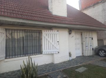 Casa de 4 ambientes, Pilar · Mendoza 1723 Casa en Venta