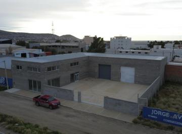 Local comercial · 830m² · Local en Alquiler