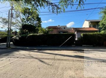 Casa · 204m² · 5 Ambientes · 1 Cochera · Venta Casa Ciudad Jardin Apta Credito 5 Ambientes