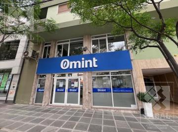 Local comercial · 360m² · 10 Ambientes · Local Alquiler Centro, 360 m² en Dos Plantas, con Salón Comercial, Oficinas y 4 Baños