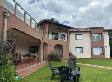 Casa de 5 ambientes, Lesser · Vendo Casa con Hermosa Vista en Lesser!