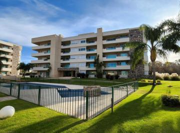 Departamento de 7 ambientes, Córdoba · Mai Tei | 3 Dorm. en Planta Baja con Jardín, Asador y Cochera