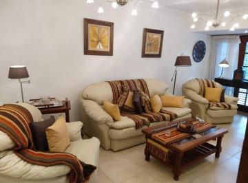 Casa · 300m² · 6 Ambientes · 2 Cocheras · Chalet 5 Amb con Pileta Colinas de Peralta Ramos