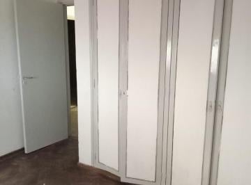Departamento de 4 ambientes, Rosario · Alquilo Departamento en Pb, 2 Dorm. con Patio.