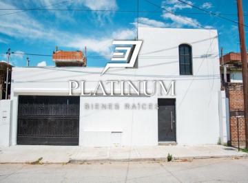 Casa de 8 ambientes, Salta · Venta Casa en Barrio La Loma