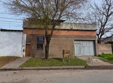 Bodega-Galpón · 416m² · En Venta Galpón con Vivienda. Próximo a La Rotonda del Gaucho.
