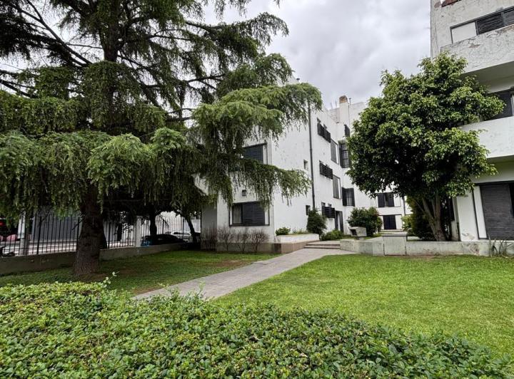 Departamento · 80m² · 5 Ambientes