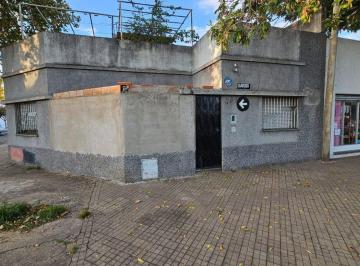 Casa · 96m² · 5 Ambientes · 1 Cochera · Casa en Venta 2 Dorm Zona España y Hospitales