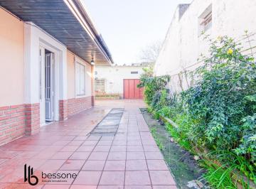 Casa · 183m² · 4 Ambientes · Casa con Galpon en Mateotti Al 1100