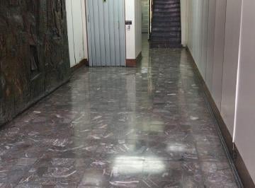 HALL EDIFICIO · Alquiler Once Dto. 2 Amb Lateral Peron Al 2200