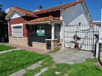 Casa · 200m² · 3 Ambientes · Venta Chalet con Galpon en Bloque