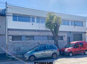 Bodega-Galpón · 1m² · 1 Ambiente · Oficina + Galpón Sobre Dos Lotes