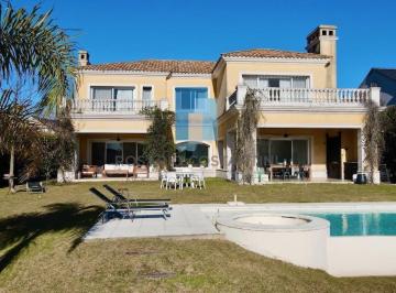 Casa · 350m² · 5 Ambientes · 1 Cochera · Casa 4 Dorm.. | Los Castores - Nordelta
