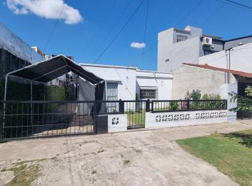 Casa · 97m² · Casa de 3 Ambientes en Quilmes Oeste