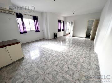 Departamento · 50m² · 1 Ambiente · Monoamb Divisible - 50 m² - Balcon - a 100 m Subte