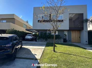 Casa · 252m² · 6 Ambientes · 3 Cocheras · Venta | Casa de 3 Dorm. Escritorio en Pb | Barrio Tipas, Nordelta