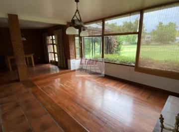 Casa · 250m² · 6 Ambientes · Casa - Rincón de Emilio