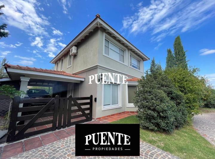 Casa · 280m² · 6 Ambientes · 2 Cocheras
