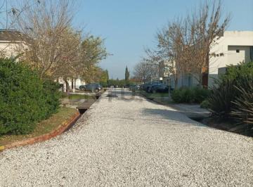 Terreno · 611m² · Lote en Venta en Barrio Cerrado Gorina