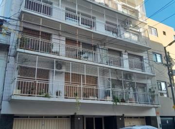 Departamento de 5 ambientes, Flores · Camacua 500 - Piso con Balcón Corrido. Cochera y Baulera