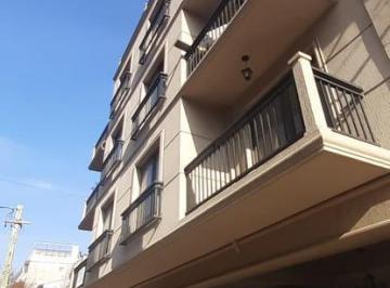 Departamento · 34m² · 2 Ambientes · 1 Cochera · Departamento - Moron Sur