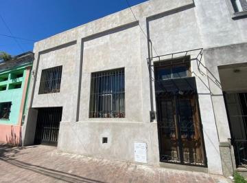 Casa de 3 ambientes, Campana · Casa en Venta en Campana Excelente Ubicación Oportunidad Única Inversión Centro