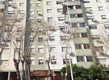 Departamento de 3 ambientes, Lomas de Zamora · Barrio Apolo XI T1 5to Piso Dto. a - Dto. 3 Ambientes Amoblado
