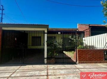 Casa de 5 ambientes, Campana · Venta Casa Barrio Dálmine Nuevo Oportunidad Vivienda Impecable Familias Hogar