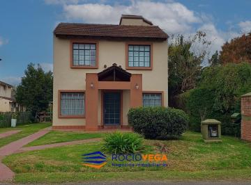 Casa · 150m² · 4 Ambientes · Casa en Venta en Country Club Banco Provincia