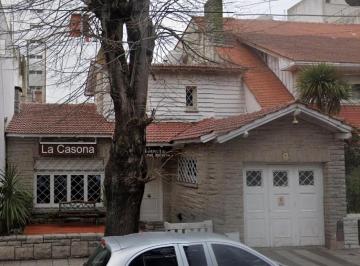 Casa · 130m² · 4 Ambientes · 1 Cochera · Casa en Venta - 3 Dorm. 2 Baños - Mar del Plata